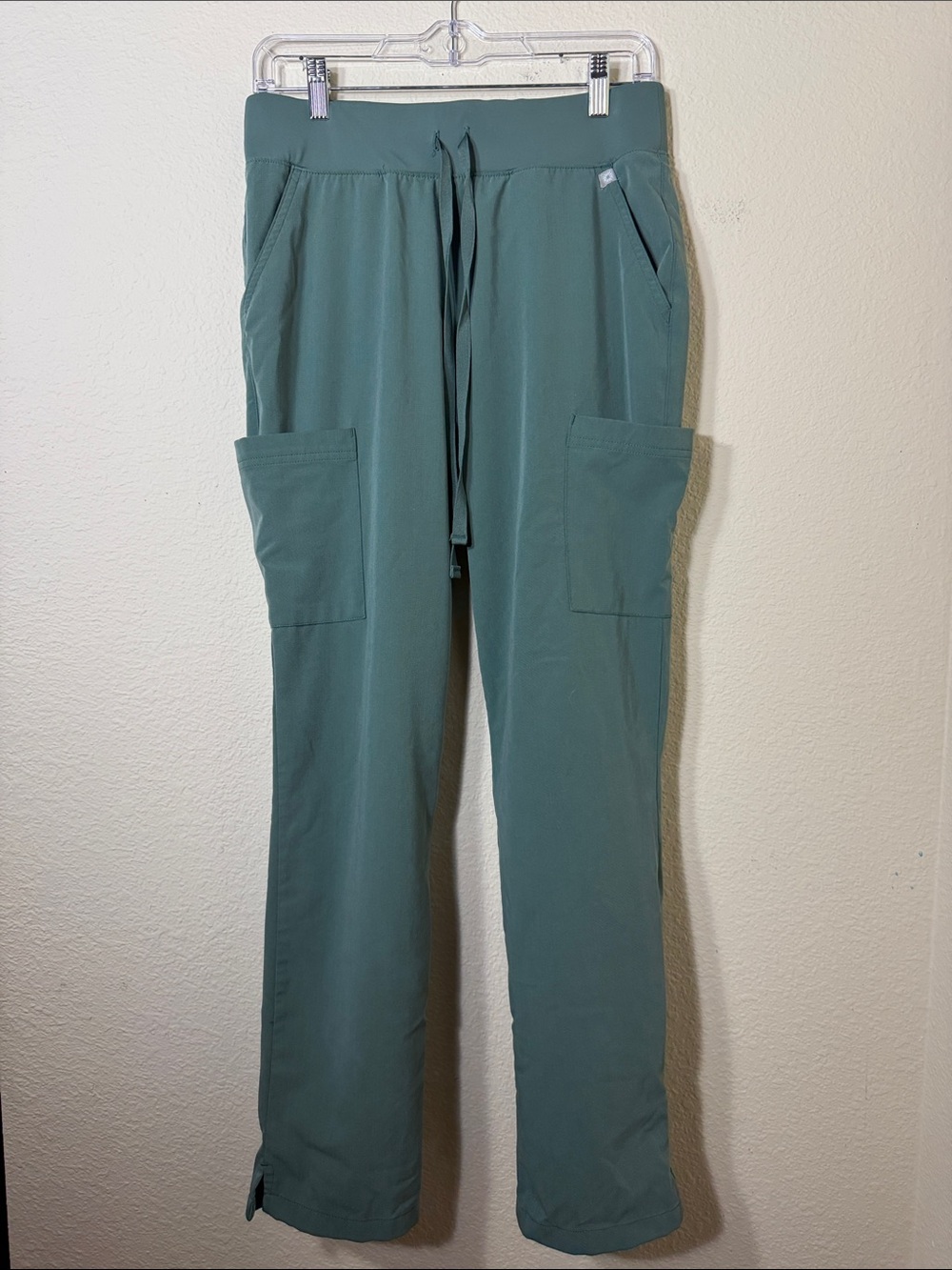 The Hypothesis Base Womens 7 Pocket Straight Leg Cargo Scrub Pants Green S